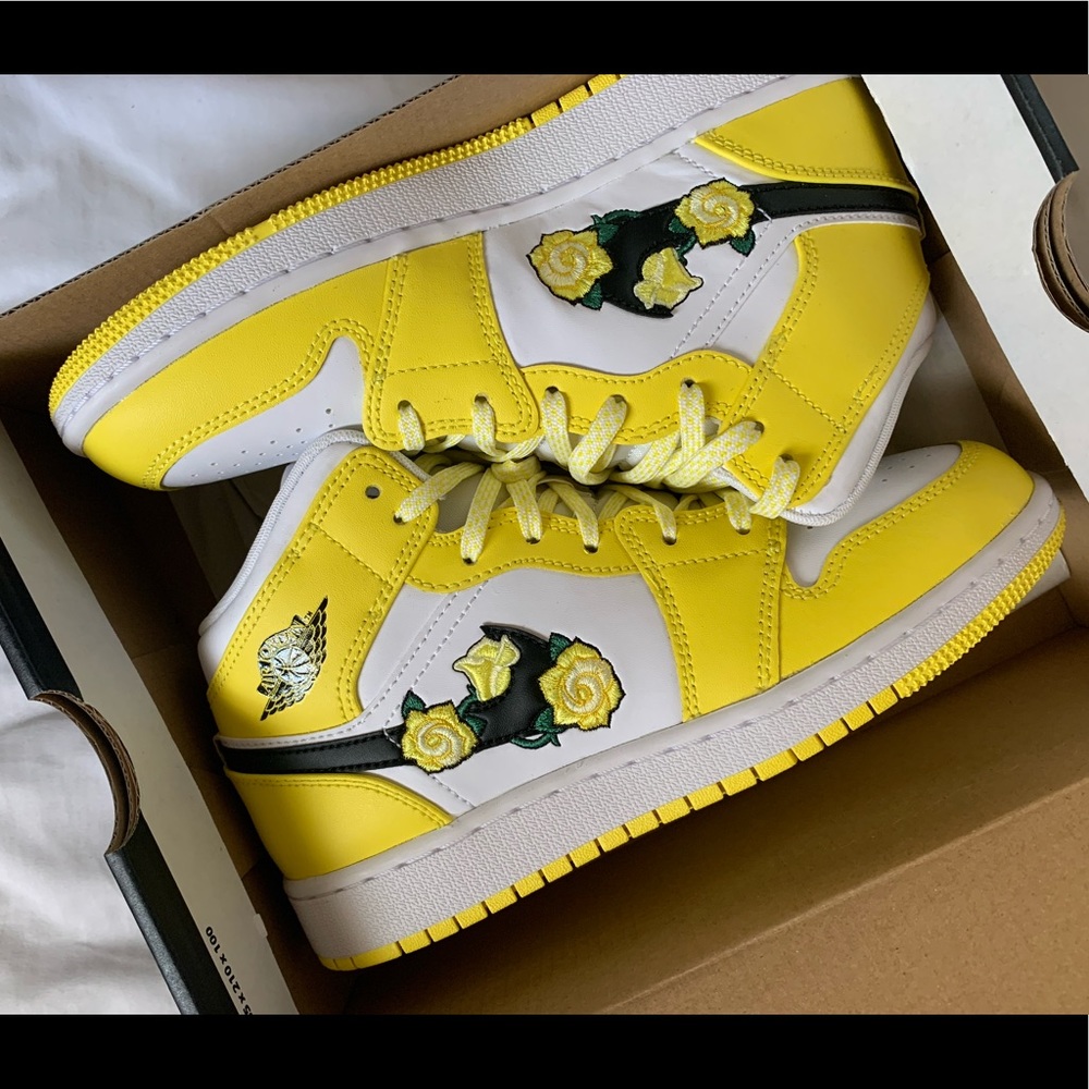 Dynamic Yellow Floral Jordan 1 Mid